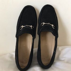 Women’s Black Gucci Loafers (size 8)